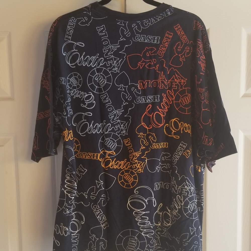 Clothing - Picture 2 of 4